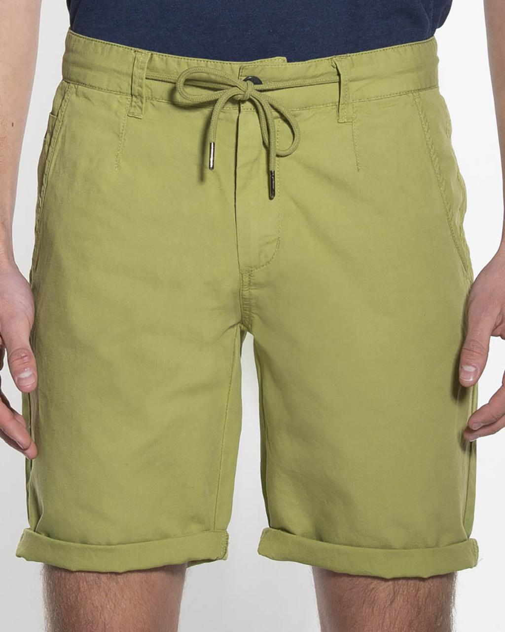 Victim Heren Short